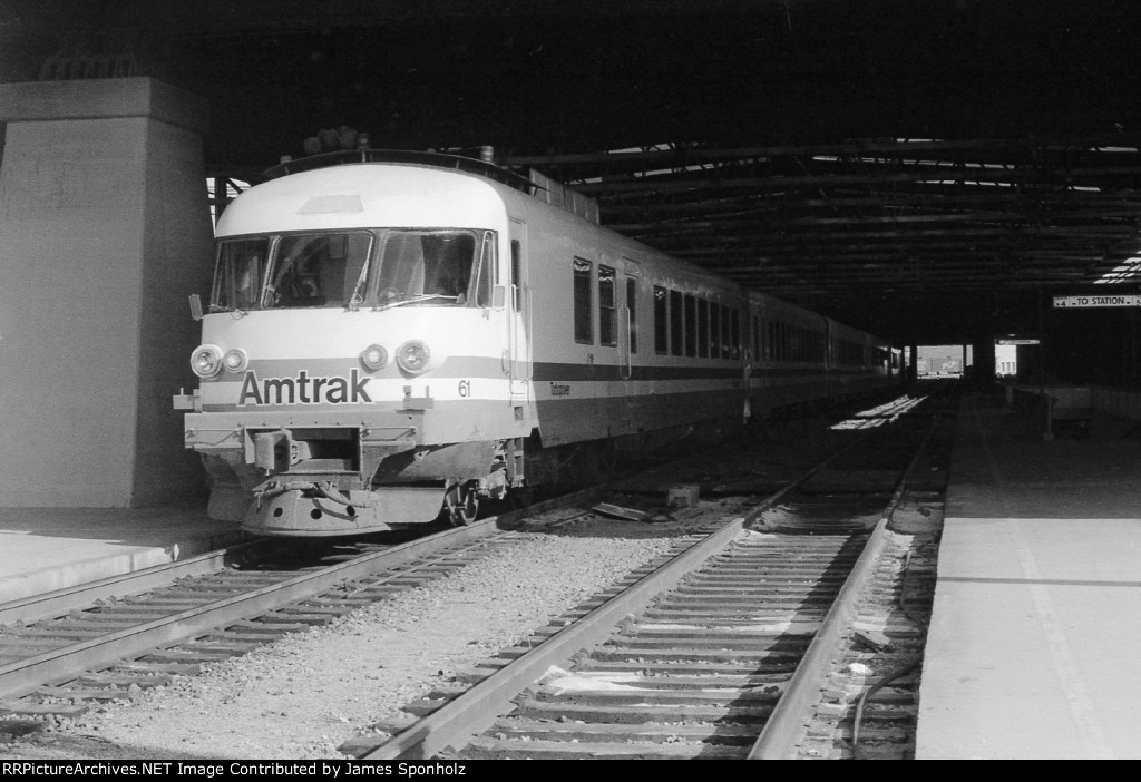 Amtrak 61